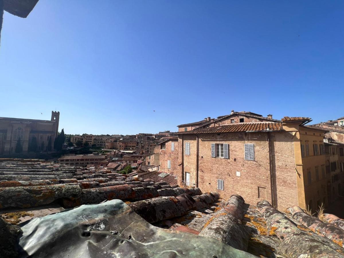 Palazzetto San Giovanni-In Front Of The Baptistry Σιένα Εξωτερικό φωτογραφία